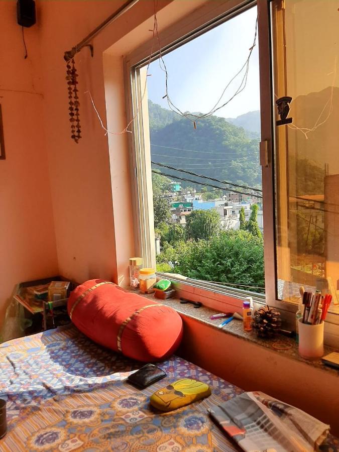 Tebaar Backpackers Hostel Rishikesh Exterior photo
