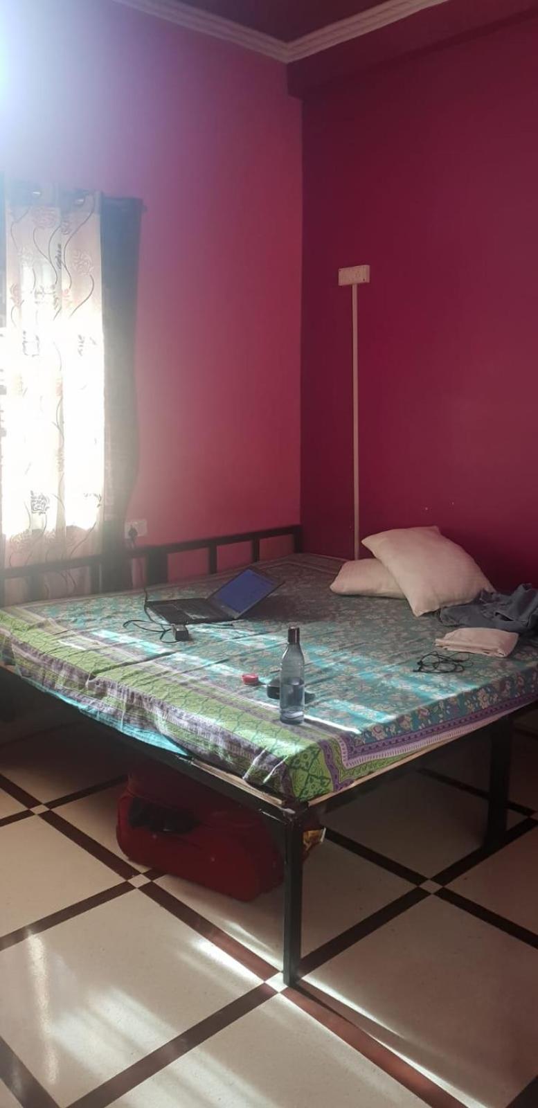 Tebaar Backpackers Hostel Rishikesh Exterior photo