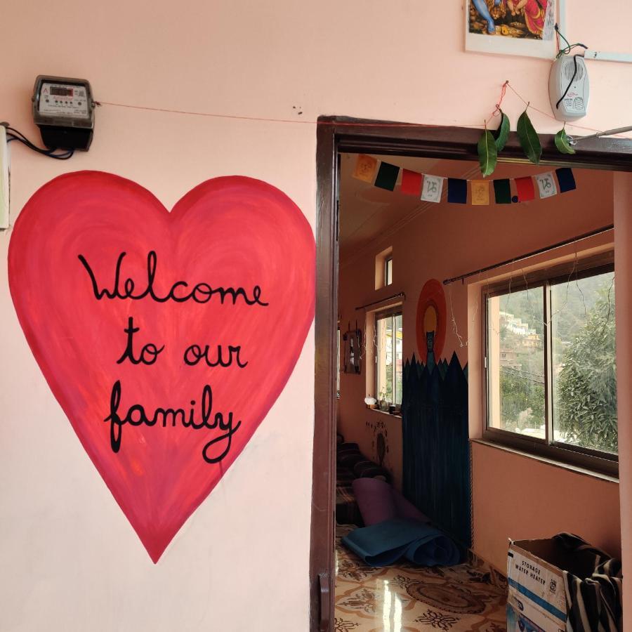 Tebaar Backpackers Hostel Rishikesh Exterior photo